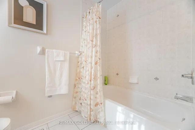 Additional image 48 of 103 Commuter Dr