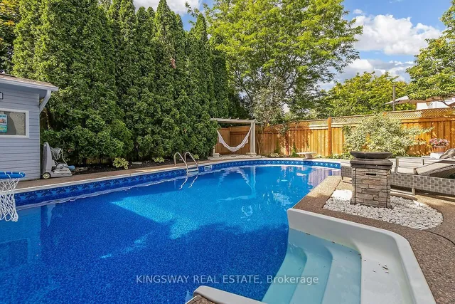 Additional image 47 of 4172 Vermont Cres