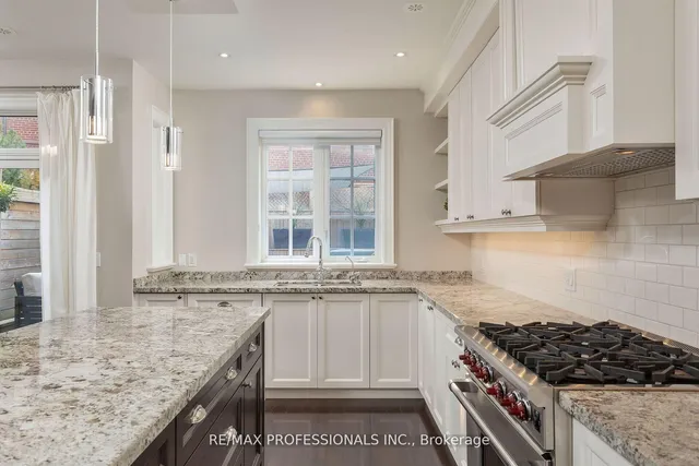 Additional image 11 of 1212 Royal York Rd