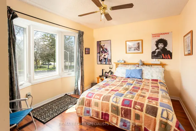 Additional image 27 of 40 Mayberry Crt