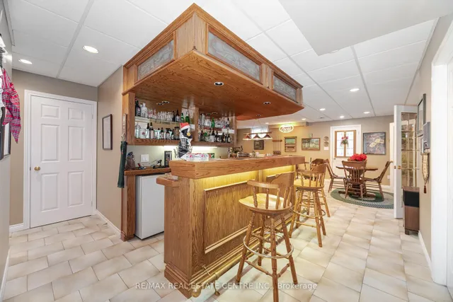 Additional image 34 of 42 Fernbrook Cres