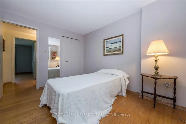 Additional image 21 of 88 Old Sheppard Ave