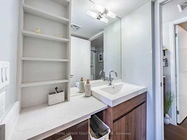 Additional image 23 of 38 Dan Leckie Way Unit 1603