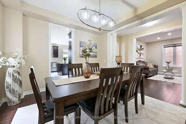 Additional image 21 of 71 Chaumont Dr