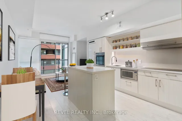 39 Sherbourne St Unit 602