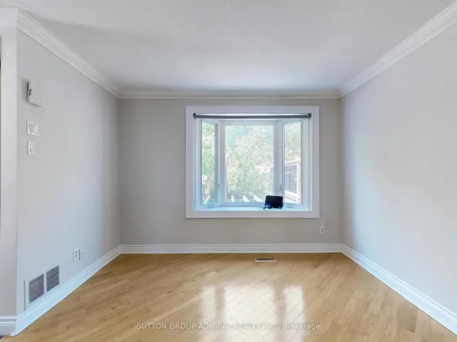 Additional image 6 of 248 Glengrove Ave