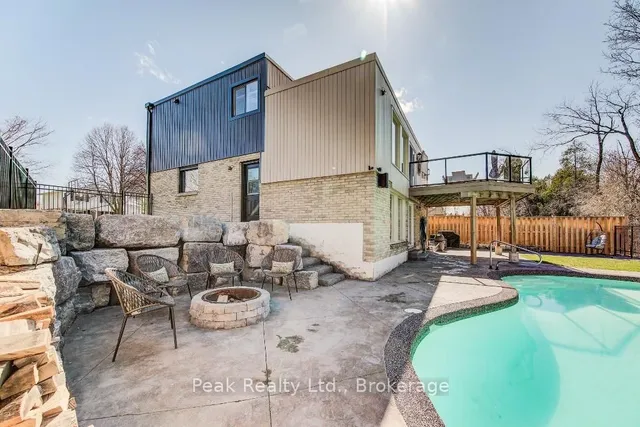 Additional image 34 of 76 Underhill Cres