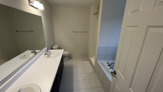 Additional image 4 of 43 Dass Dr W