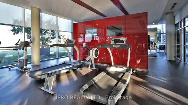 Additional image 46 of 125 Village Green Sq Unit 1606