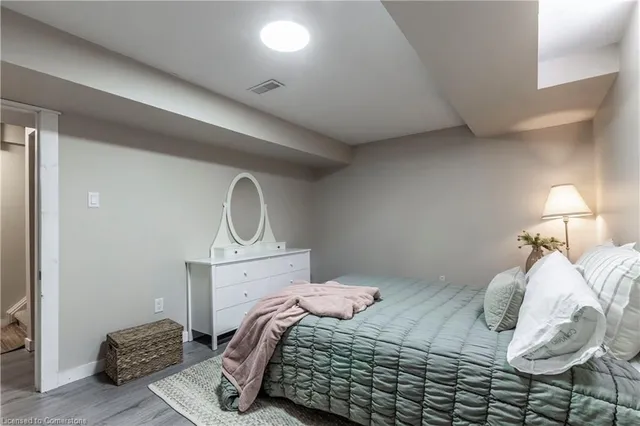 Additional image 39 of 112 Wexford Cres