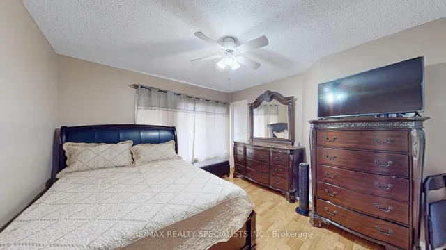 Additional image 15 of 2 Clay Brick Crt Unit 19