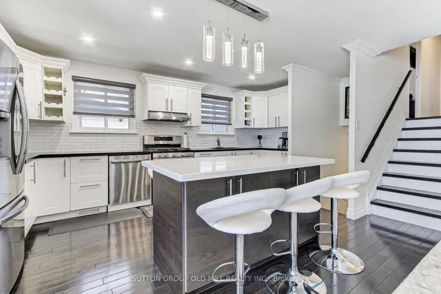 Additional image 11 of 1261 Consort Cres