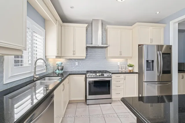 Additional image 13 of 5 Beacon Hill Dr