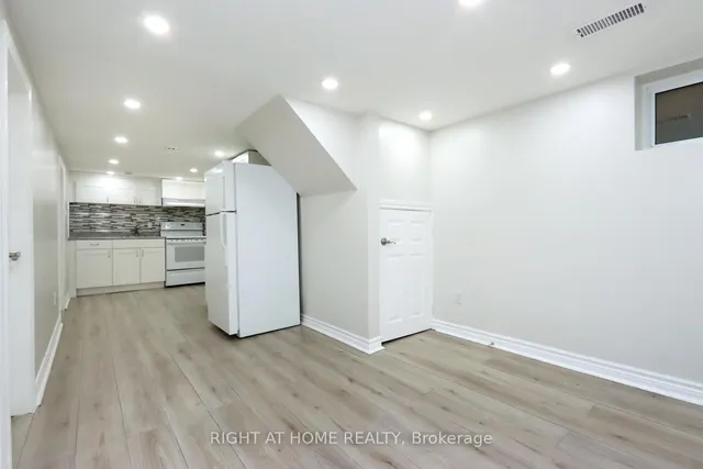 Additional image 23 of 240 East 22nd St