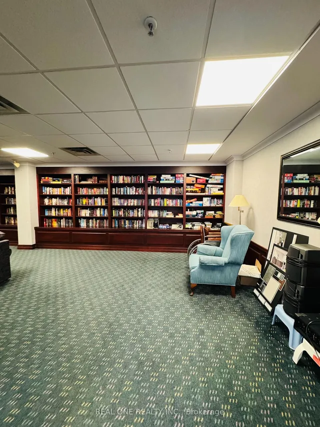 Additional image 11 of 2199 Sixth Line Unit 405