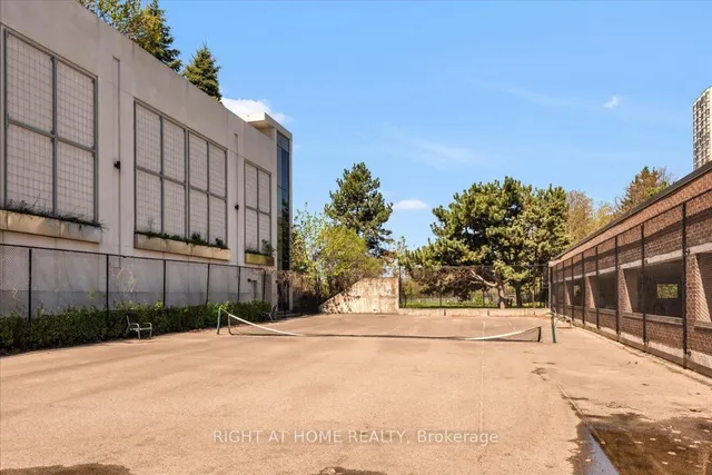 Additional image 34 of 4 Lisa St Unit 412