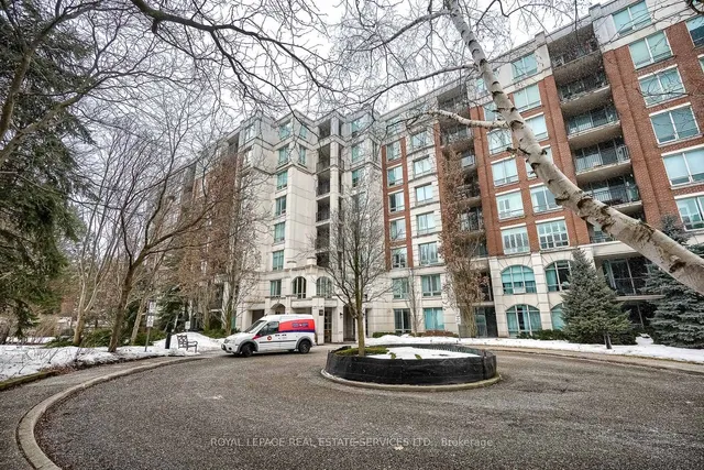 Additional image 38 of 18 William Carson Cres Unit 811