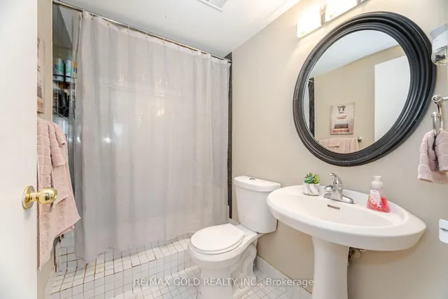 Additional image 16 of 8 Lisa St Unit 903