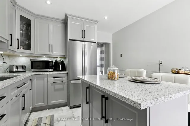 Additional image 26 of 2 Dailing Gate Unit 56