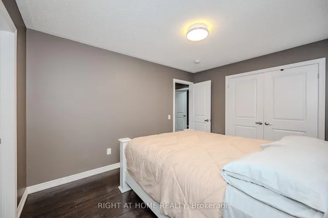 Additional image 25 of 64 Kalmia Rd