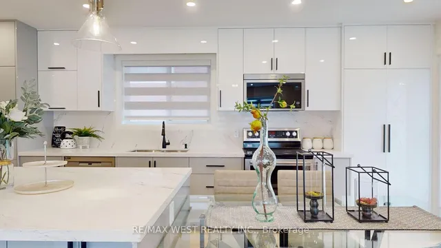 Additional image 7 of 2 Clanwilliam Crt