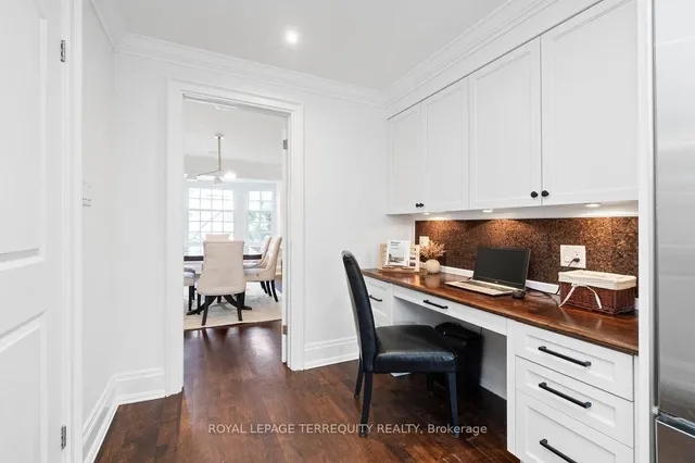 Additional image 18 of 33 Queen Marys Dr