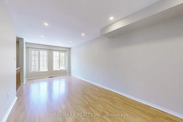 Additional image 6 of 1480 Britannia Rd Unit 91