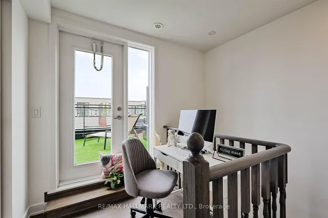 Additional image 18 of 1110 Briar Hill Ave Unit 303