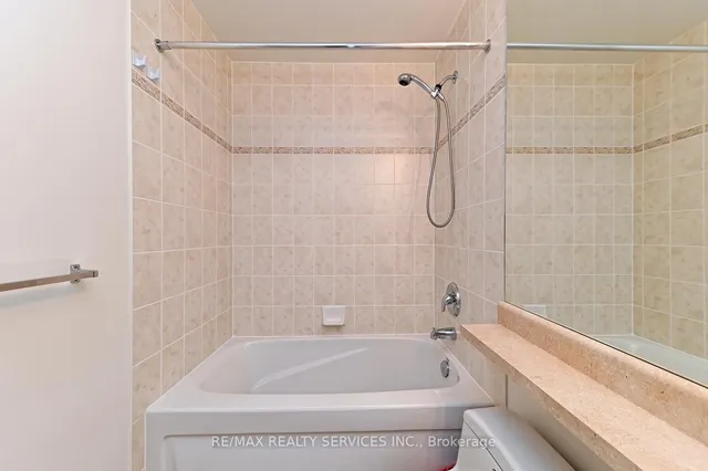 Additional image 29 of 38 Fontenay Crt Unit Suite 1309