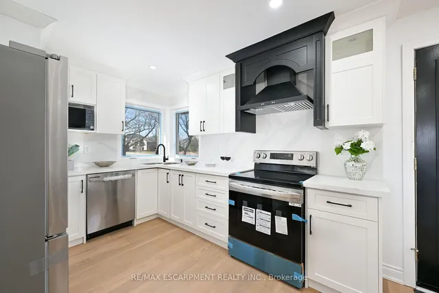 Additional image 8 of 812 Tenth Ave