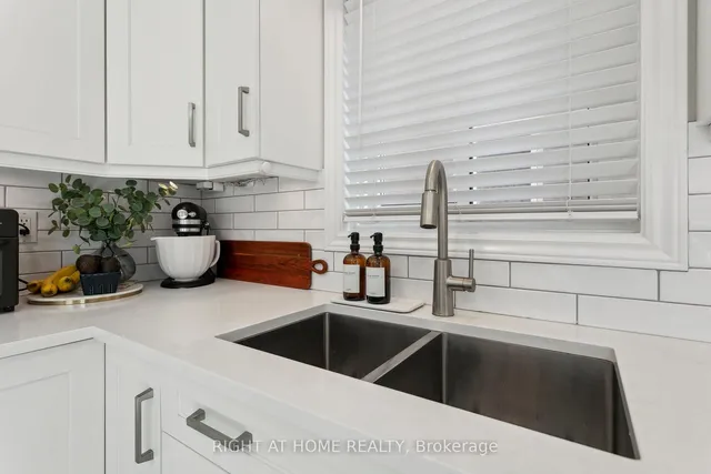 Additional image 12 of 3194 Greenbough Cres