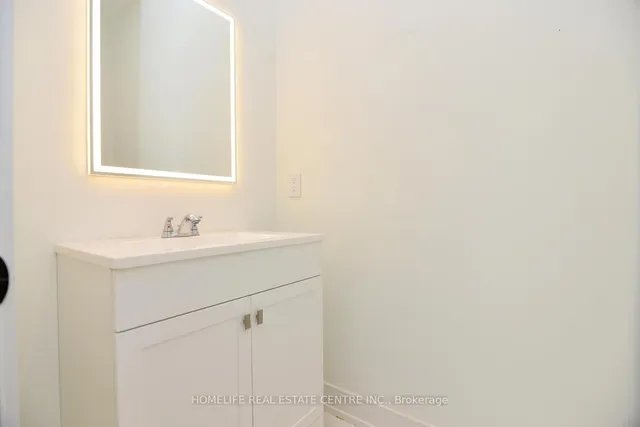 Additional image 22 of 1 Camilla Cres