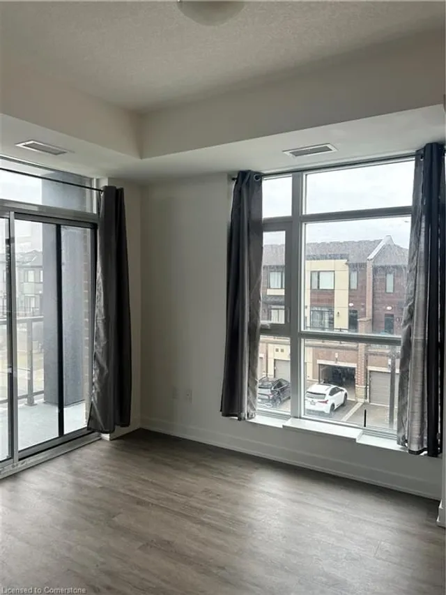 Additional image 3 of 600 North Service Road Rd