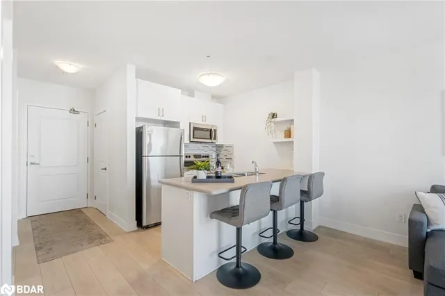 Additional image 10 of 81 Robinson St Unit 1104