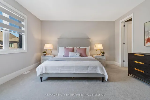 Additional image 25 of 1437 Lakeport Cres