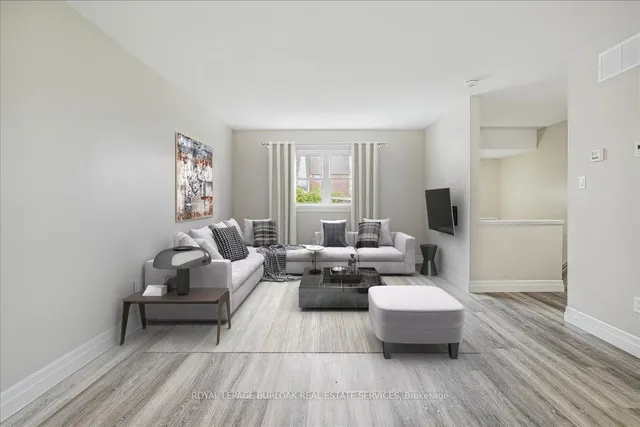 Additional image 15 of 38 Viewpoint Ave