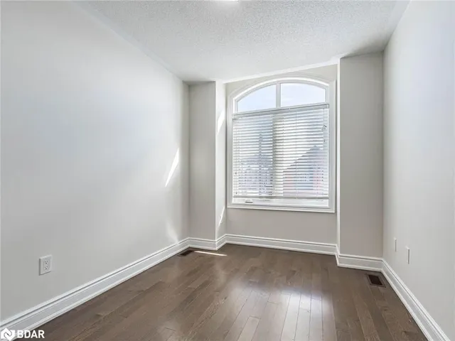 Additional image 41 of 6 Quinton Ridge Ridge