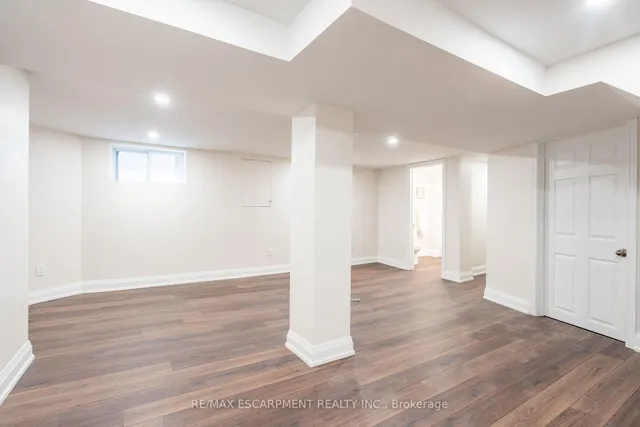 Additional image 35 of 11 Huxley Ave