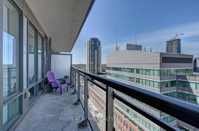 Additional image 29 of 85 Duke St Unit 1212