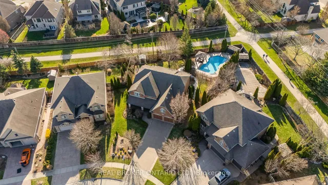 Additional image 45 of 229 Terrace Wood Cres