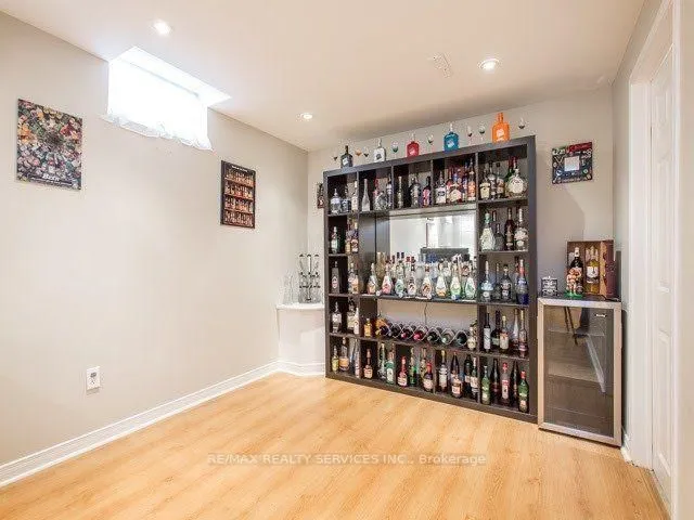 Additional image 12 of 7067 Frontier Rdge