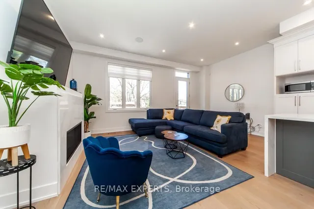 Additional image 11 of 68 Twenty Fourth St