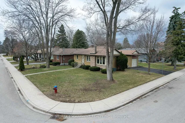 Additional image 7 of 1435 Alfred Cres