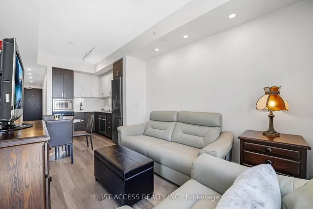 Additional image 16 of 5230 Dundas St Unit A531