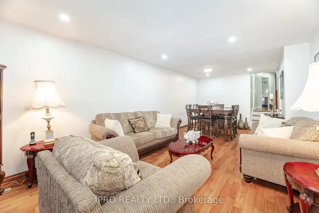 Additional image 7 of 542 Lana Terr