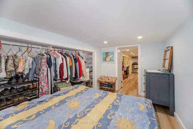 Additional image 44 of 165 Islington Ave