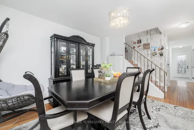 Additional image 11 of 77 Warwick Castle Crt