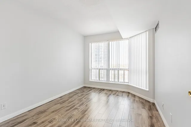 Additional image 20 of 1 Lee Centre Dr Unit 1601