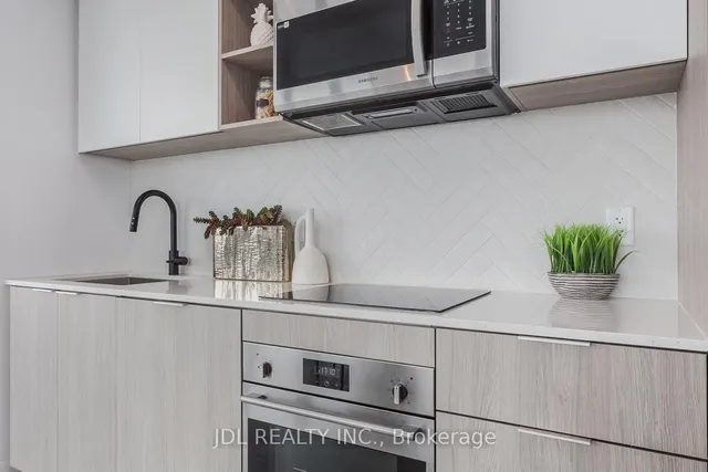 Additional image 37 of 36 Zorra St Unit 2809