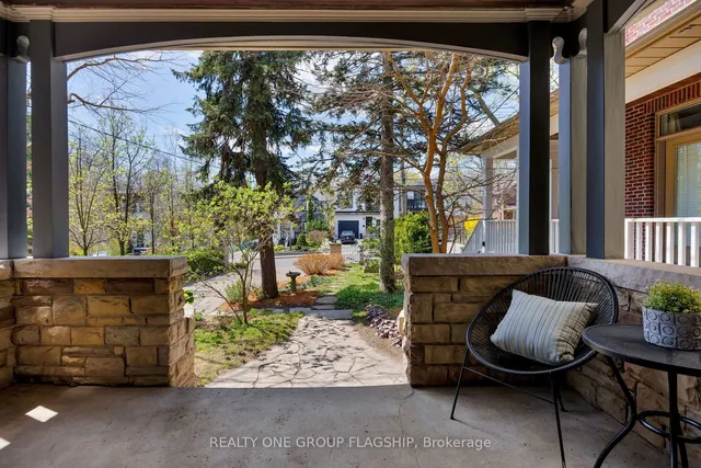 Additional image 6 of 69 Victoria Park Ave